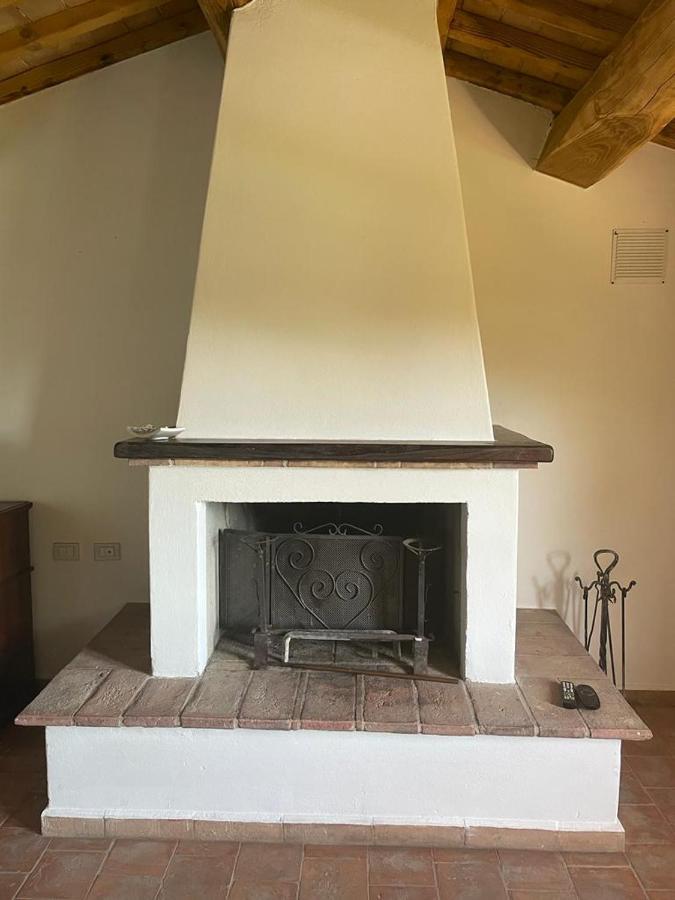 Casa Di Campagna In Collina Tatti Exteriör bild